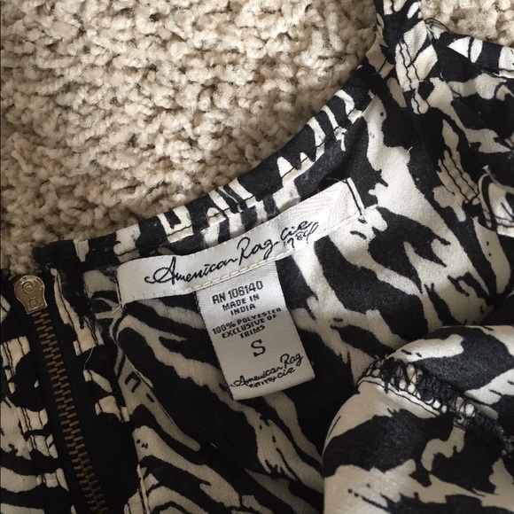 American Rag Top 🛍 - Picture 3 of 3